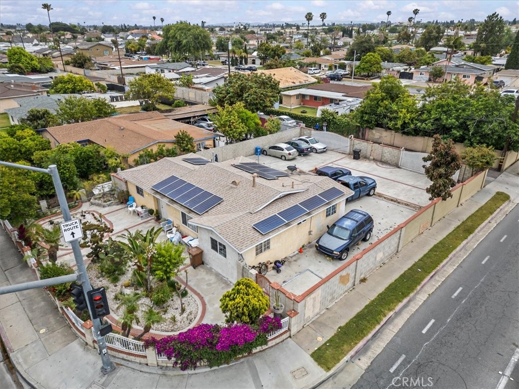 9502 Westminster Ave