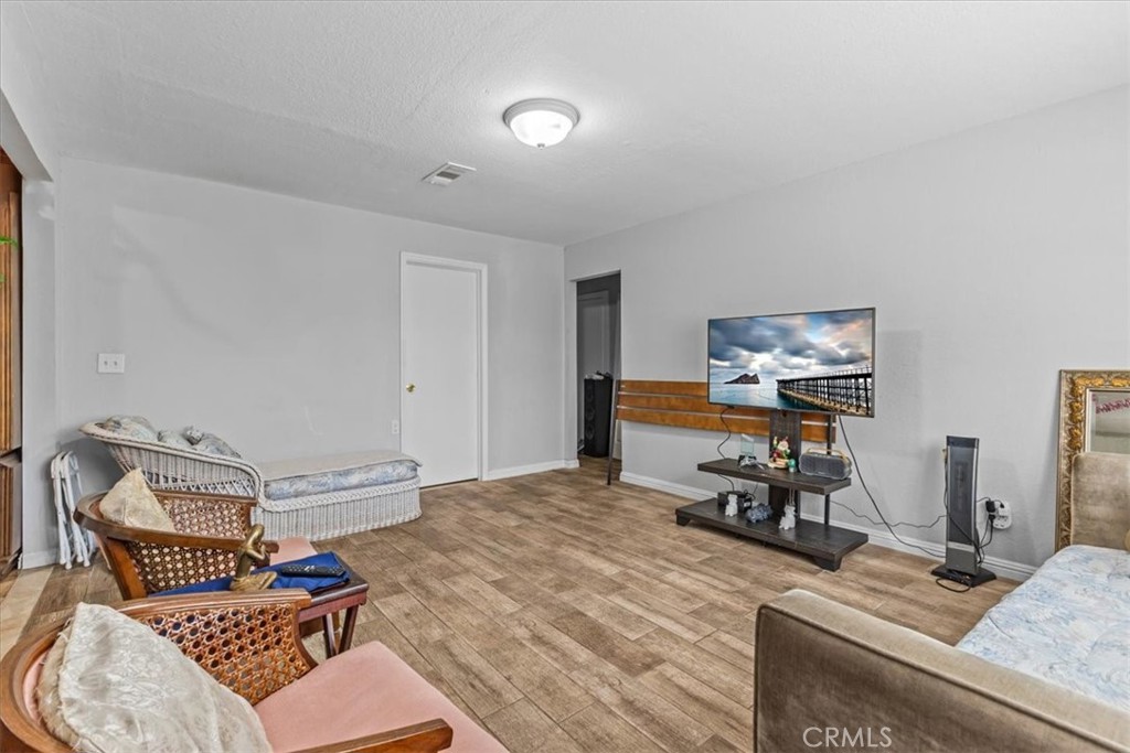 9502 Westminster Ave