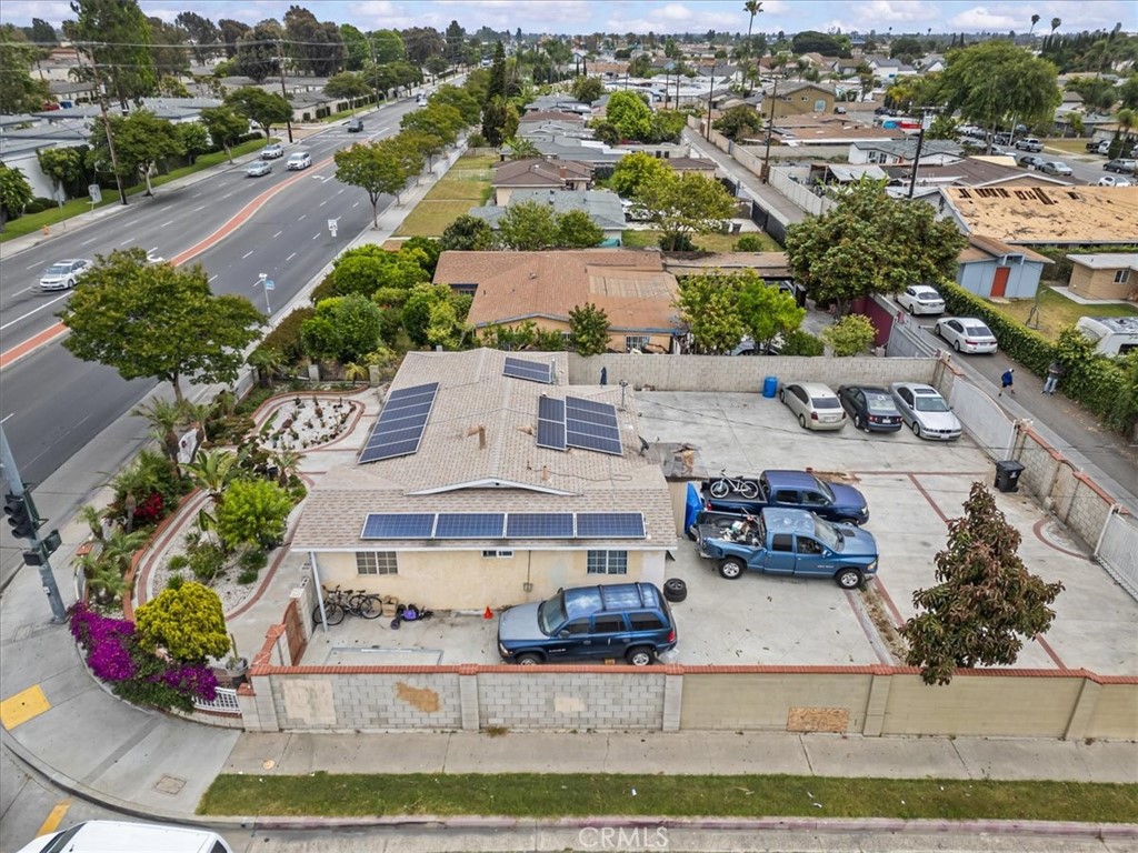 9502 Westminster Ave