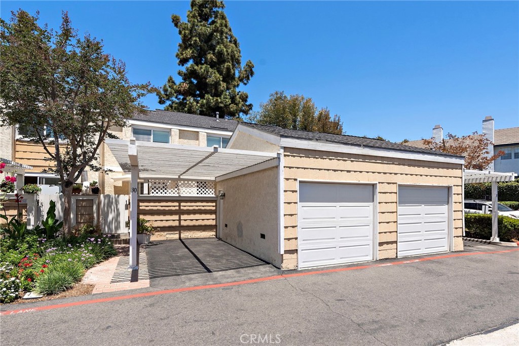 3340 E Collins Avenue 30