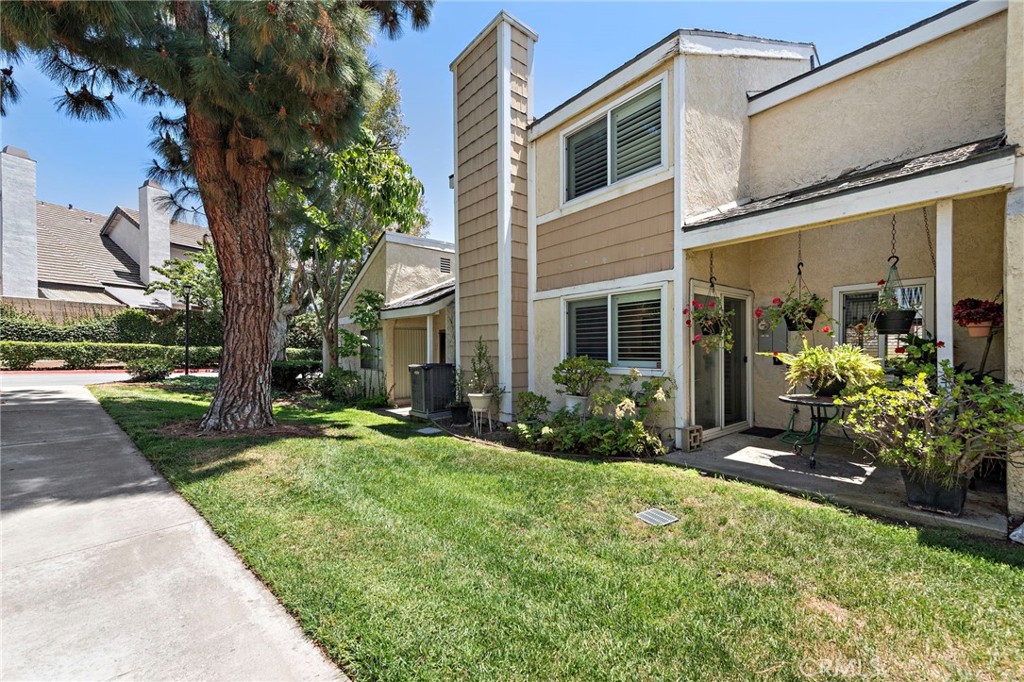 3340 E Collins Avenue 30