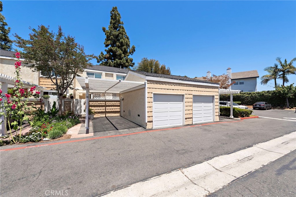 3340 E Collins Avenue 30