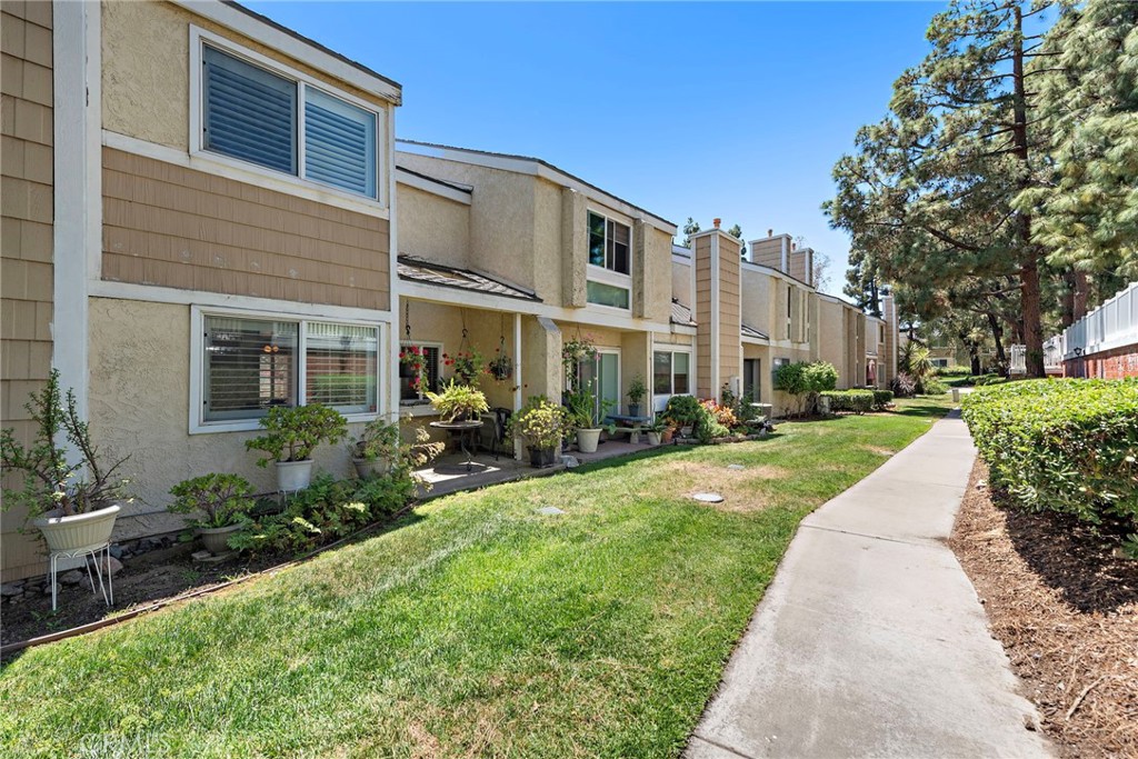 3340 E Collins Avenue 30