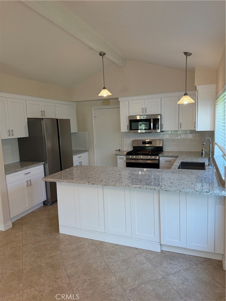 33102 Buccaneer Court