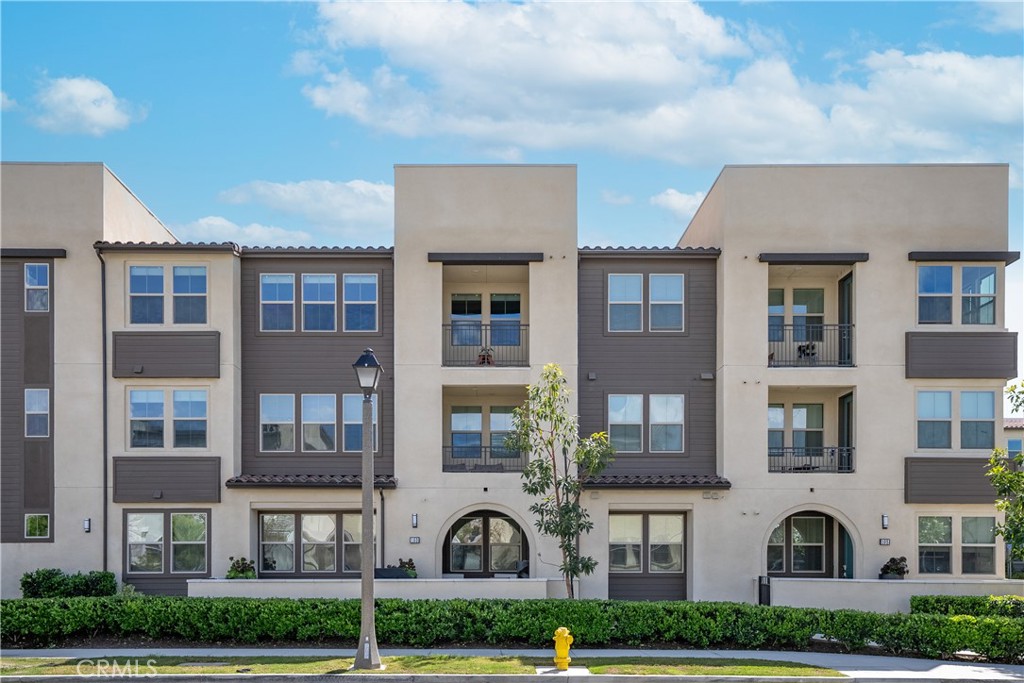 1101 Lasso Way 303