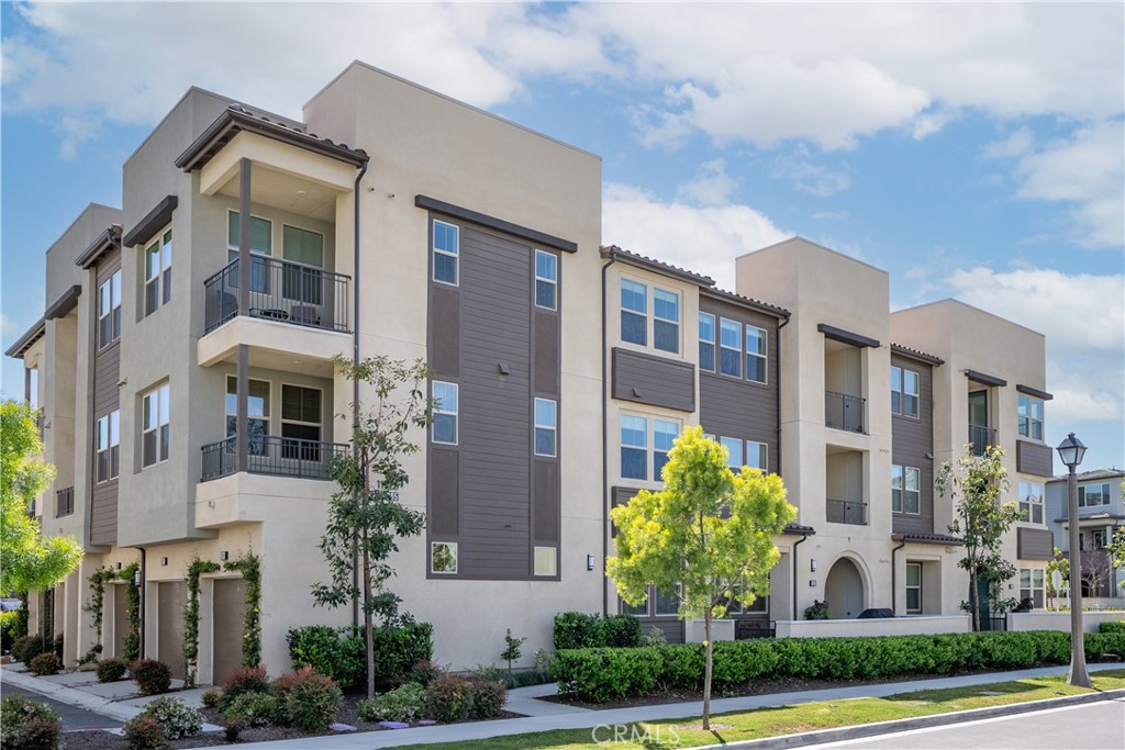 1101 Lasso Way 303