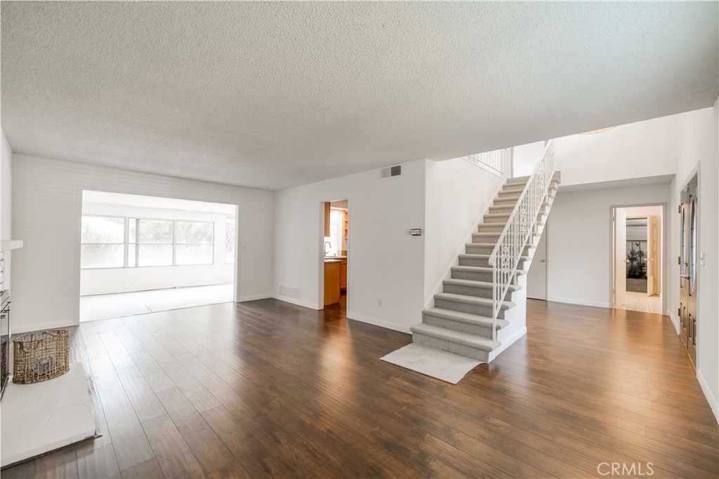 1352 Darlington Avenue