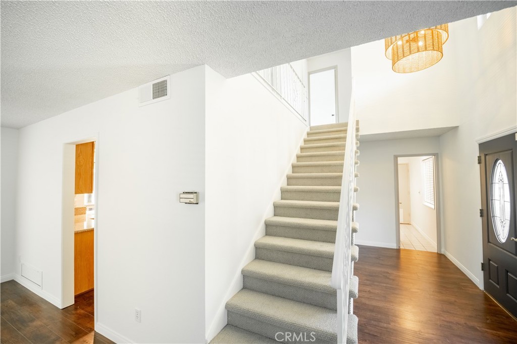 1352 Darlington Avenue