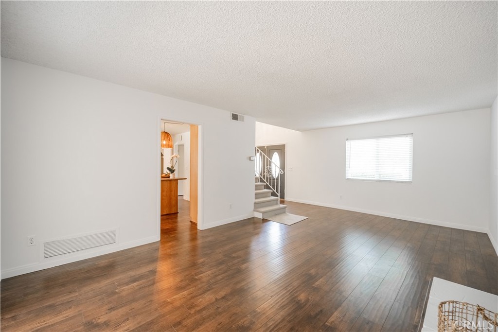 1352 Darlington Avenue