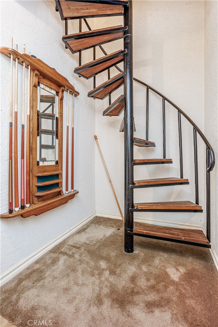 350 Roughrider Road