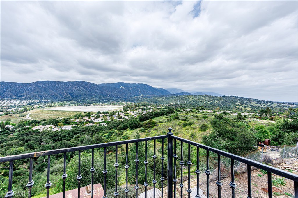 350 Roughrider Road