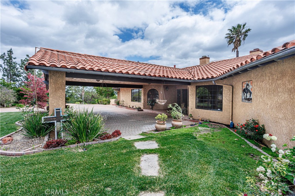 350 Roughrider Road