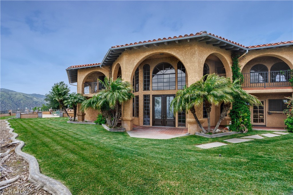 350 Roughrider Road
