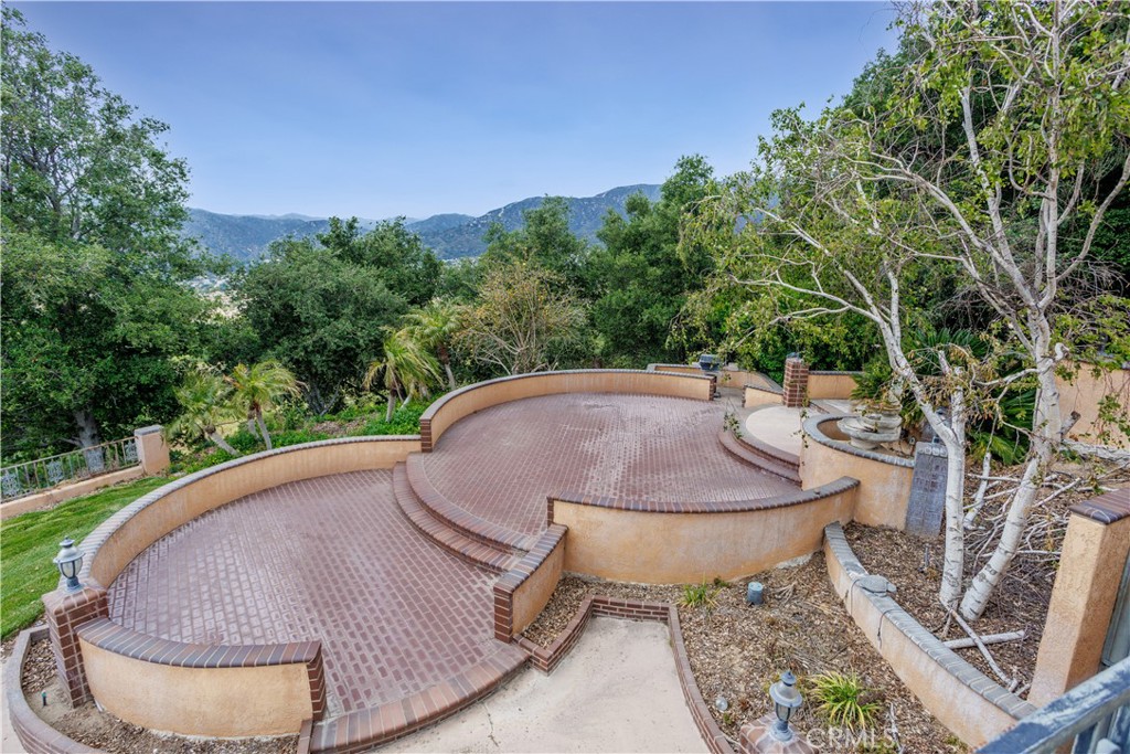 350 Roughrider Road