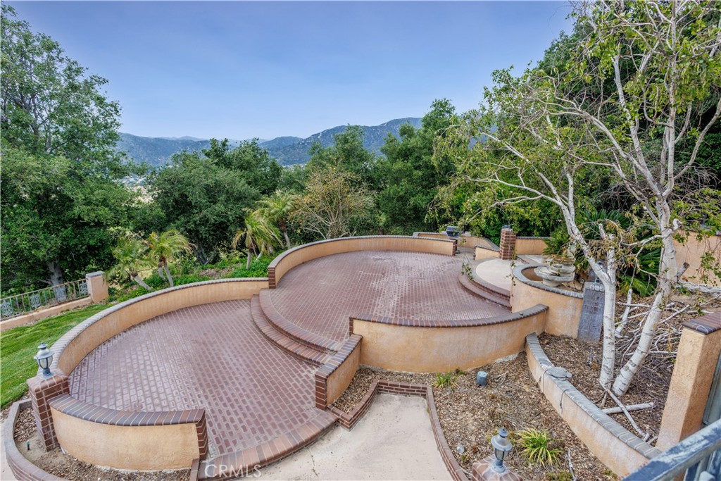 350 Roughrider Road