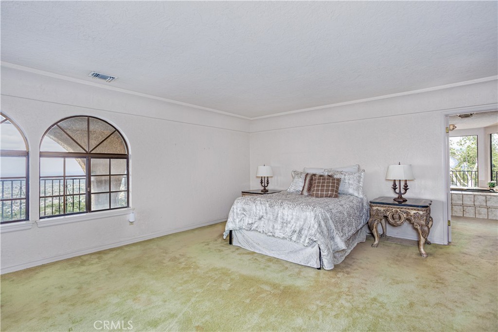350 Roughrider Road
