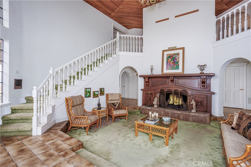 350 Roughrider Road