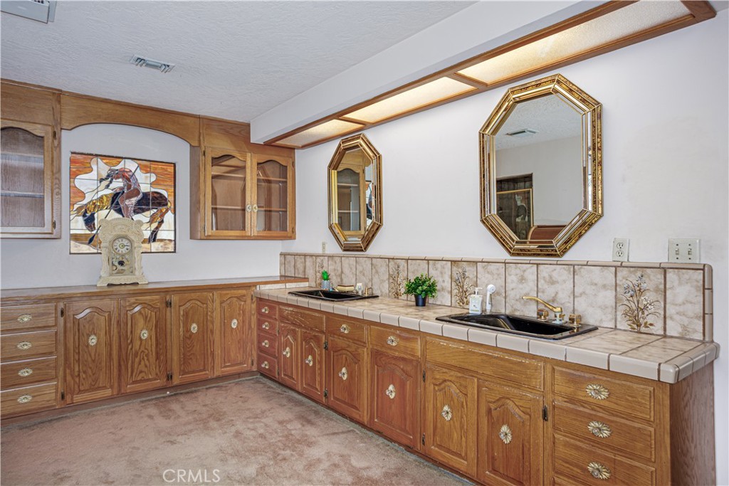 350 Roughrider Road