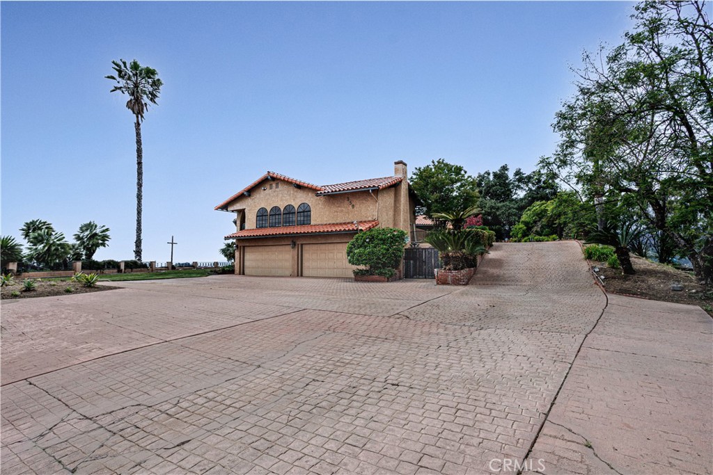 350 Roughrider Road
