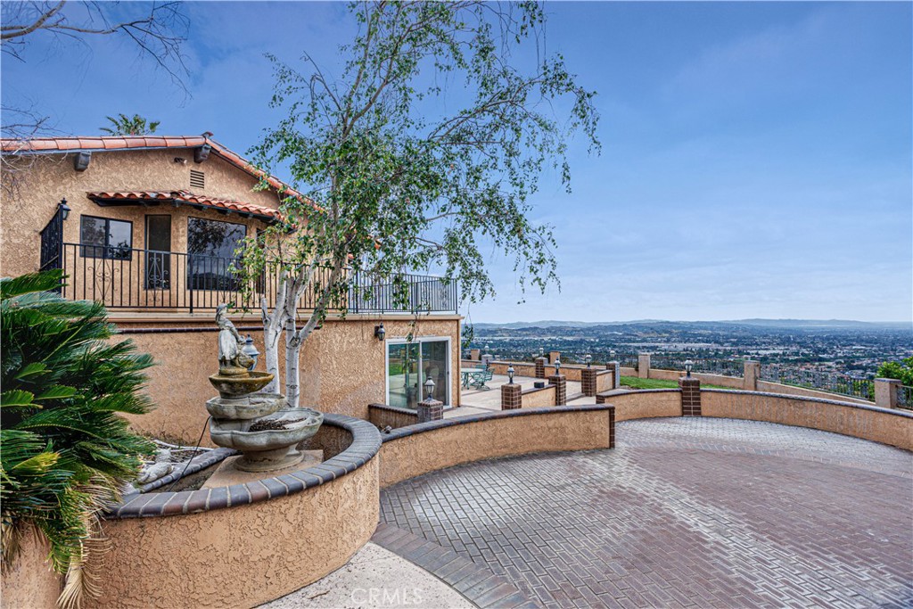 350 Roughrider Road