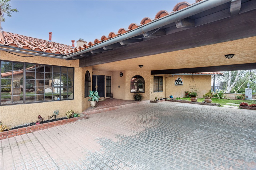 350 Roughrider Road