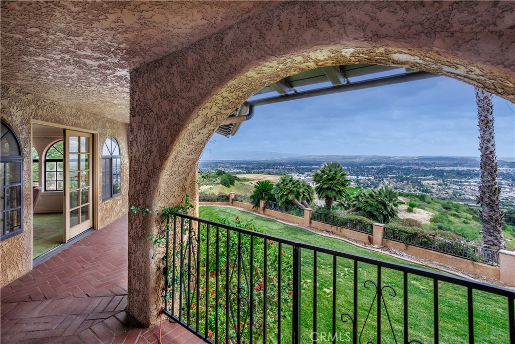 350 Roughrider Road
