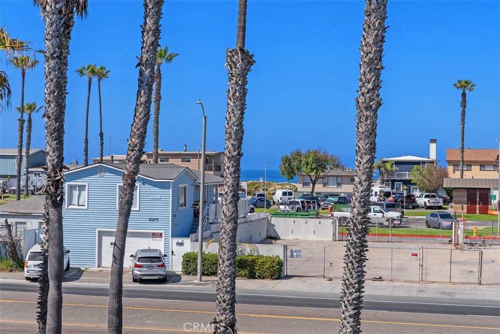 17152 Pacific Coast 19