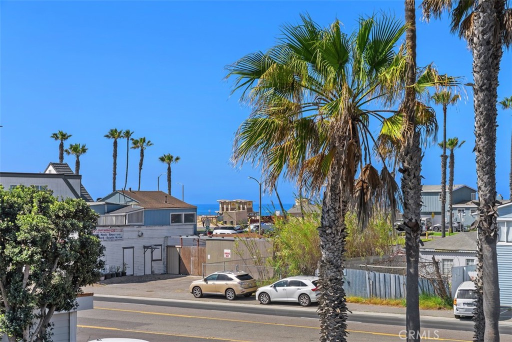 17152 Pacific Coast 19