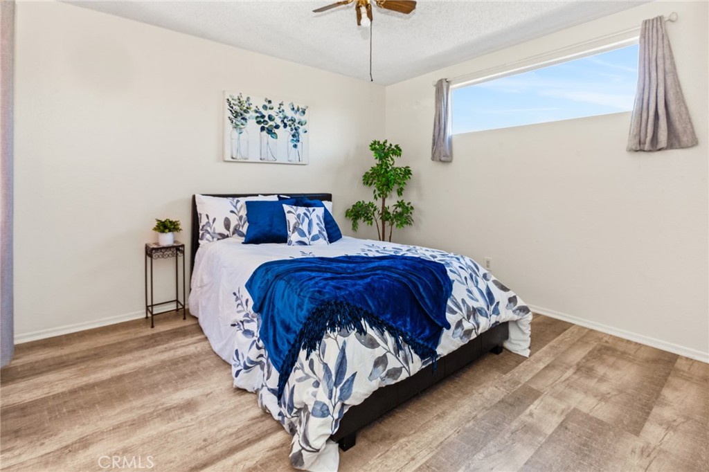 309 N Raitt Street C