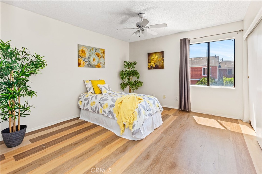 309 N Raitt Street C