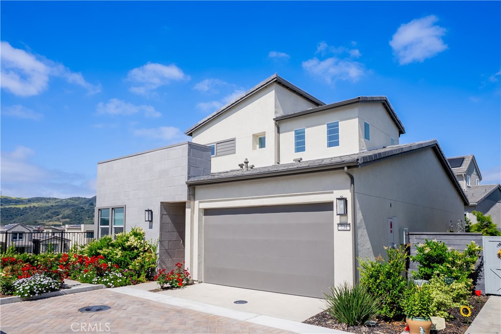 734 Sunrise Road