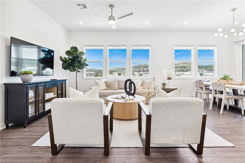 734 Sunrise Road