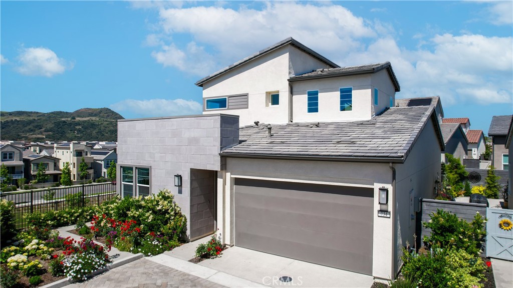 734 Sunrise Road