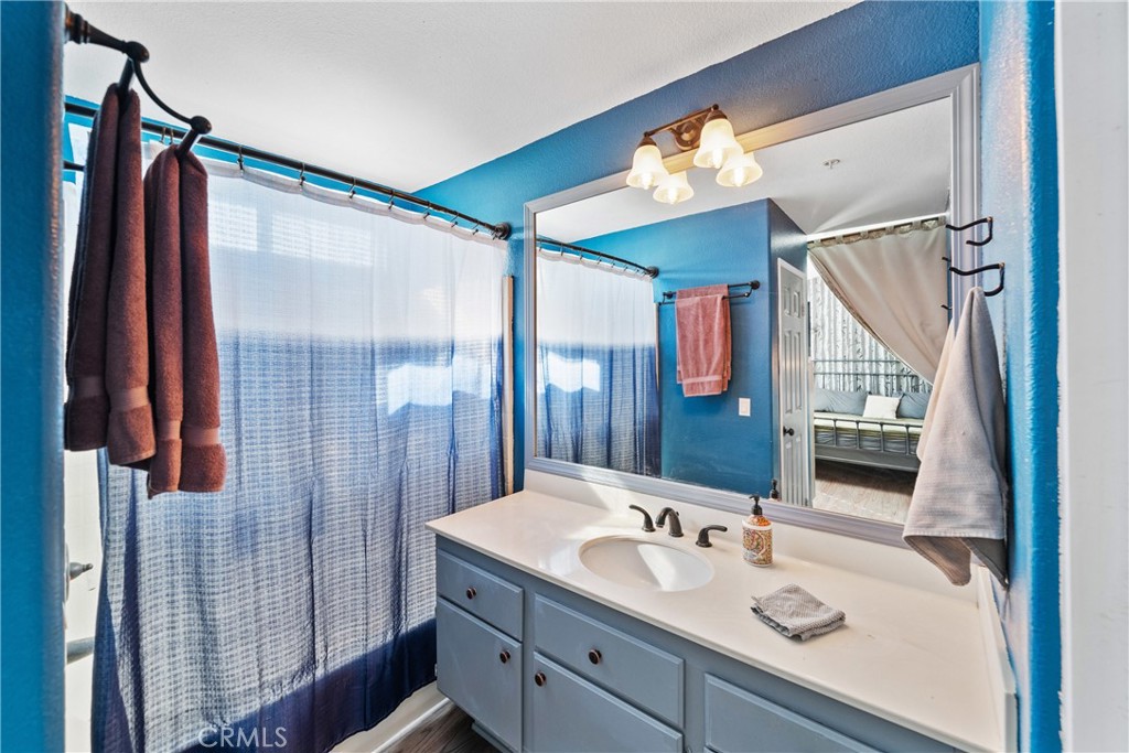 656 West Vermont Avenue