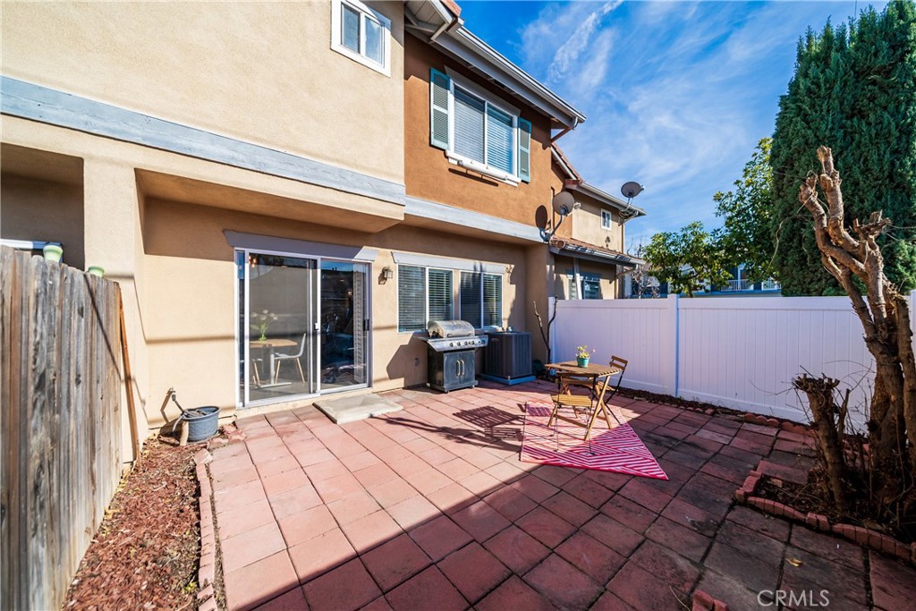 656 West Vermont Avenue