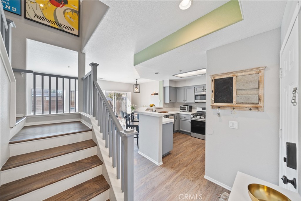 656 West Vermont Avenue