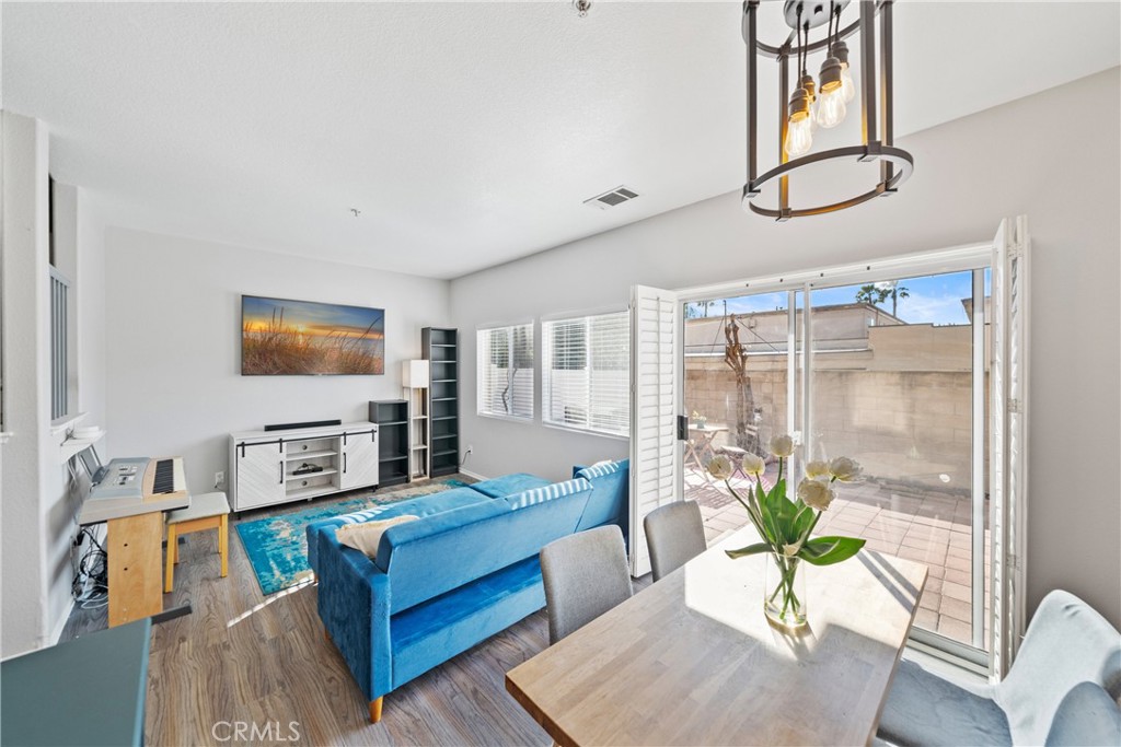 656 West Vermont Avenue