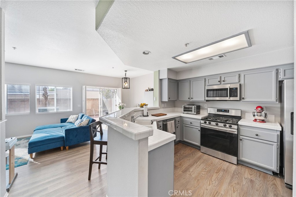 656 West Vermont Avenue