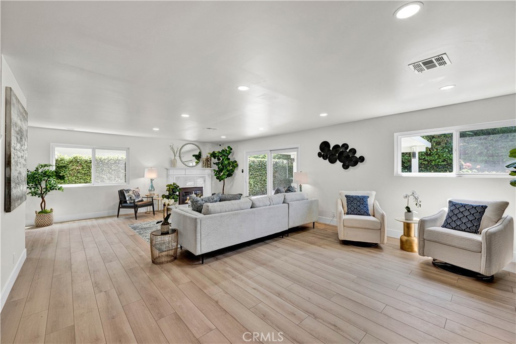 16761 Montclair Lane