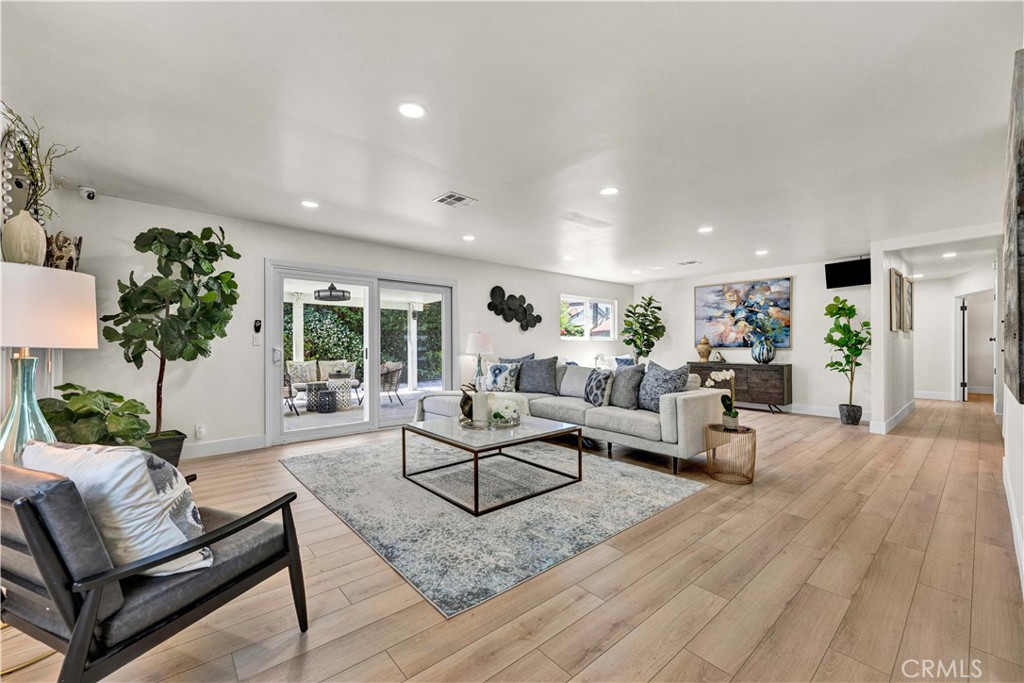 16761 Montclair Lane