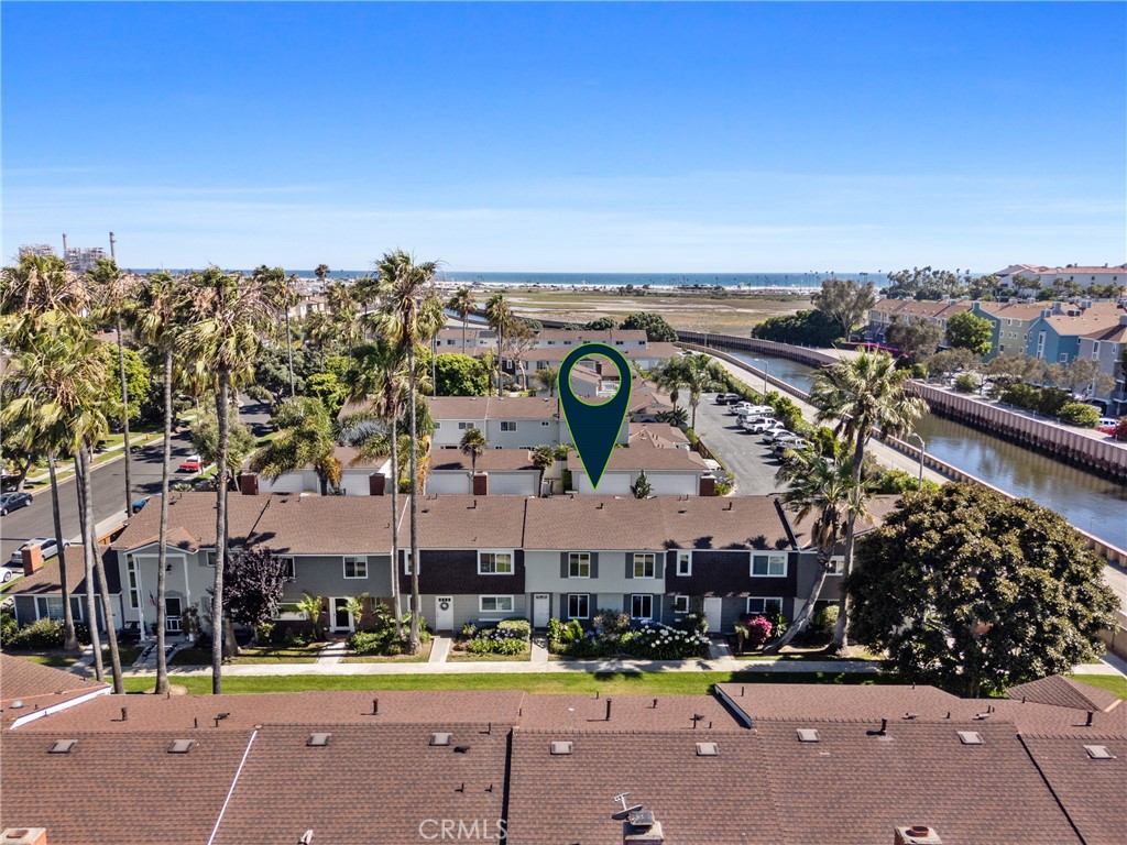 8125 Ridgefield Drive