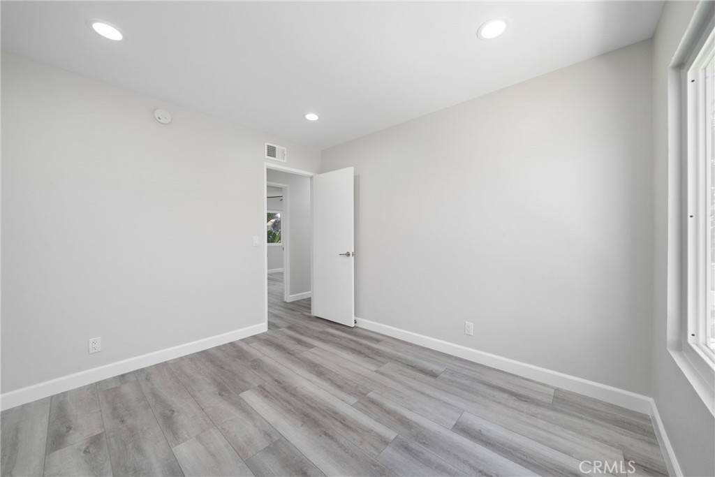 8125 Ridgefield Drive