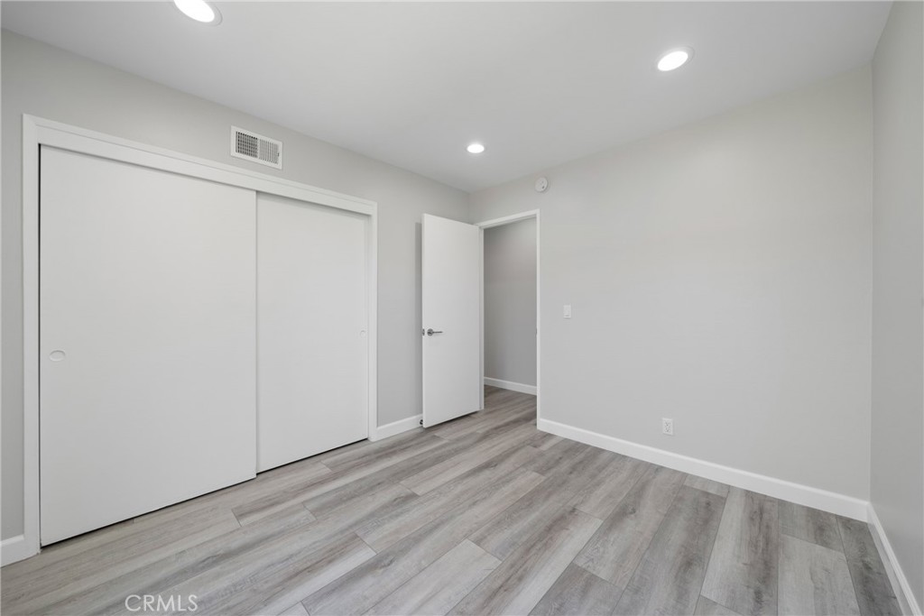 8125 Ridgefield Drive