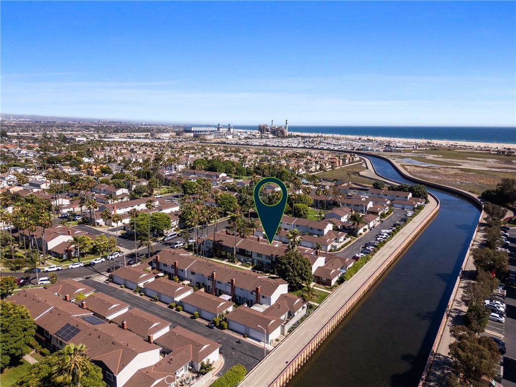 8125 Ridgefield Drive