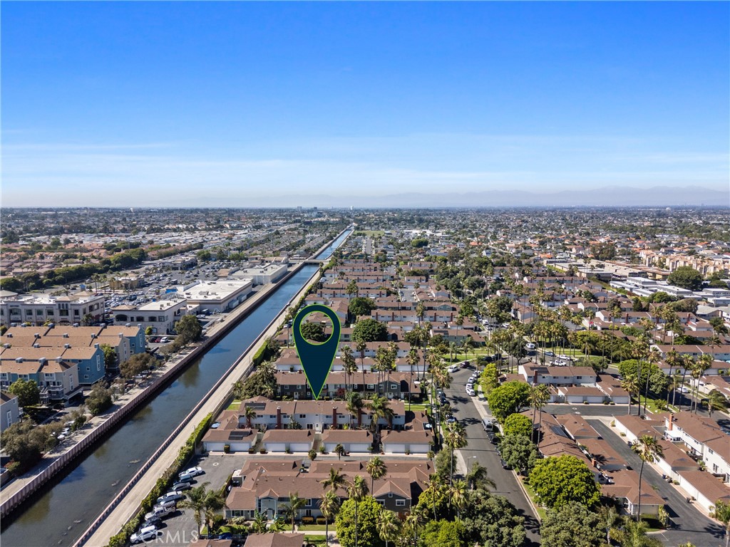 8125 Ridgefield Drive