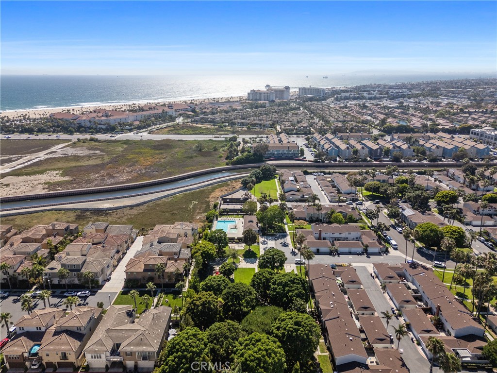 8125 Ridgefield Drive