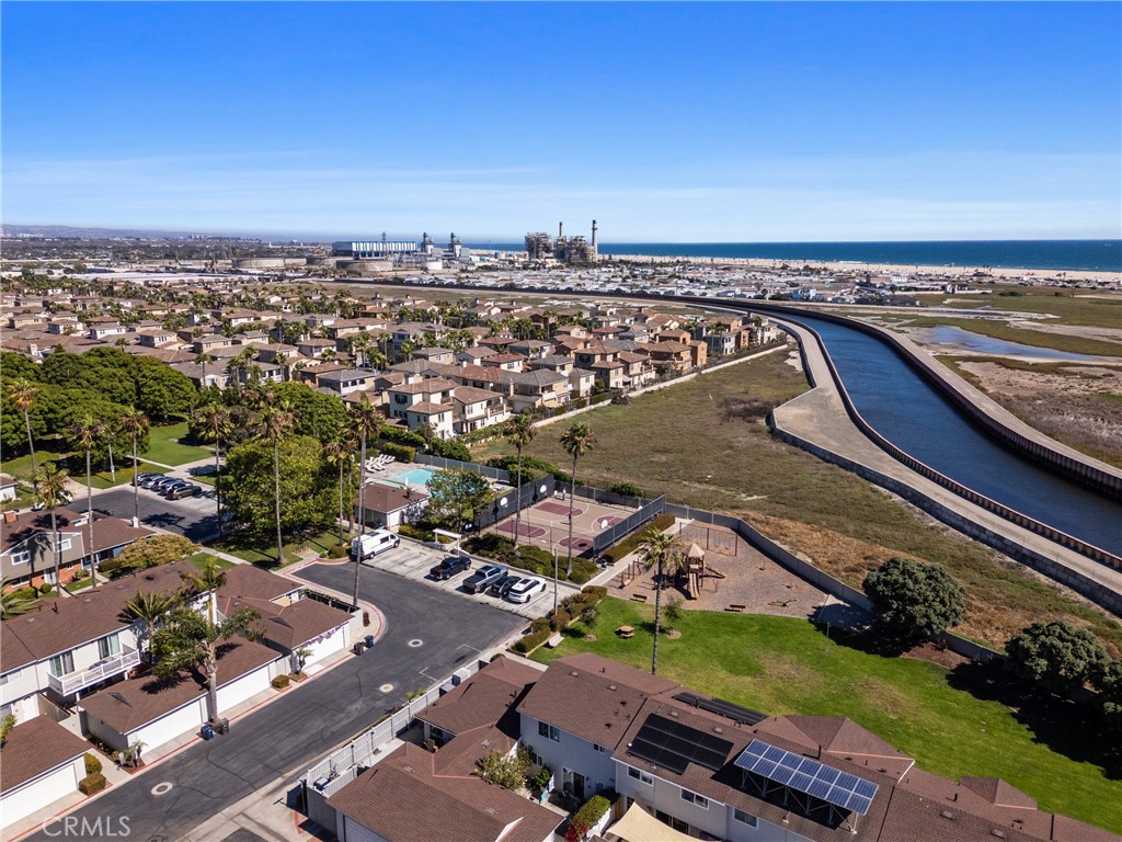 8125 Ridgefield Drive