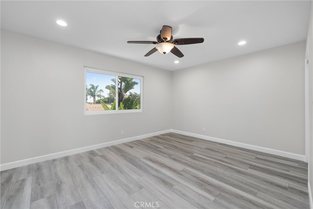 8125 Ridgefield Drive