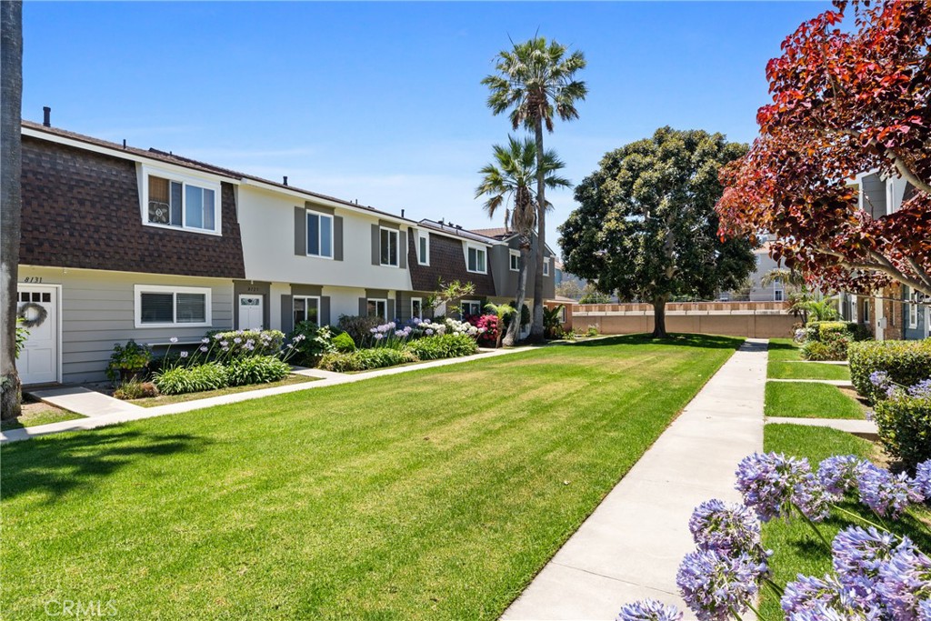 8125 Ridgefield Drive