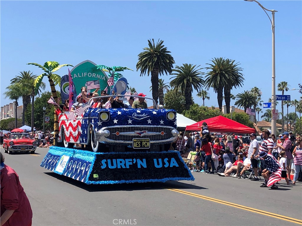 8125 Ridgefield Drive